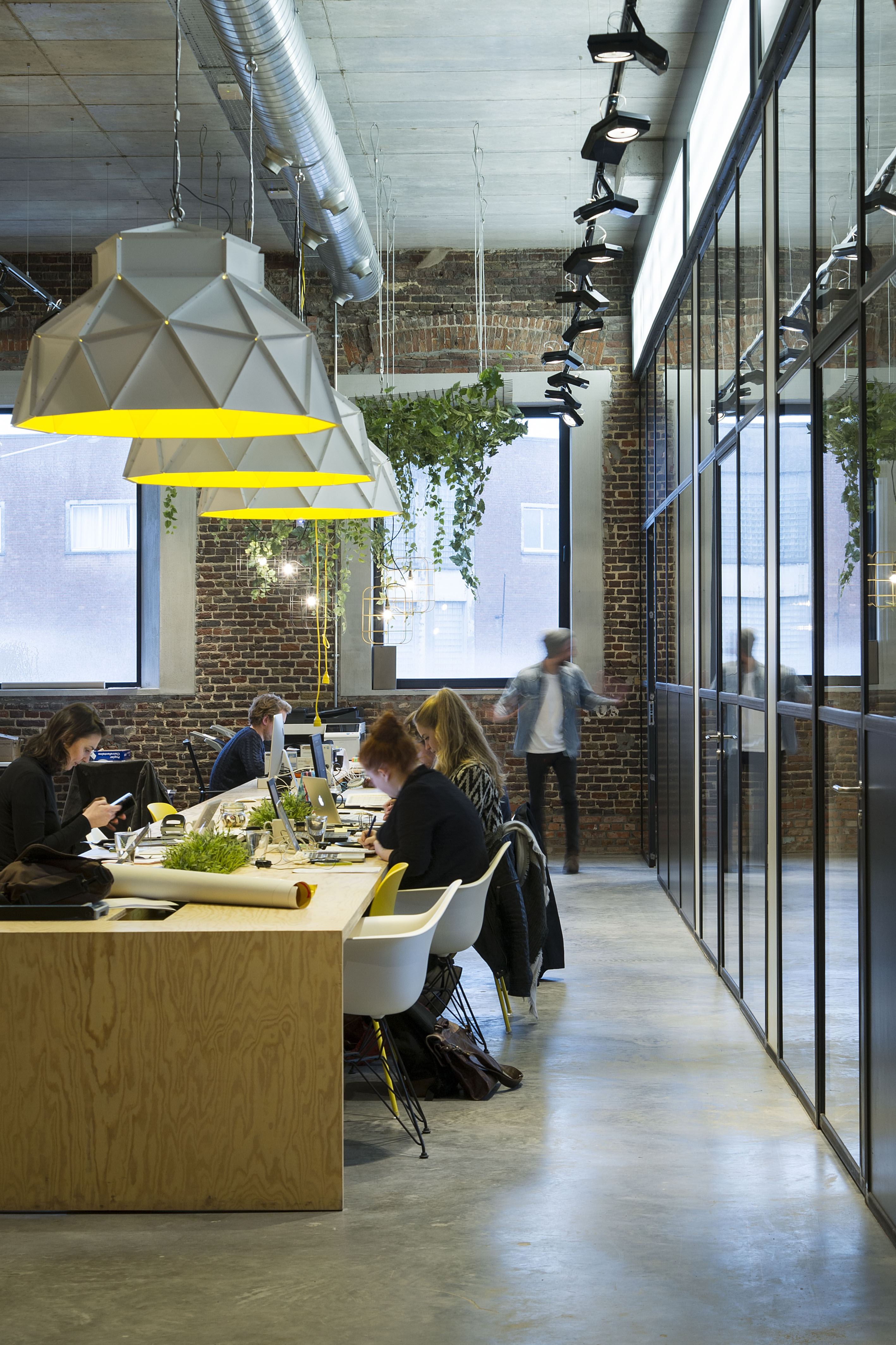 Dark for Marmalade Office (Apollo)